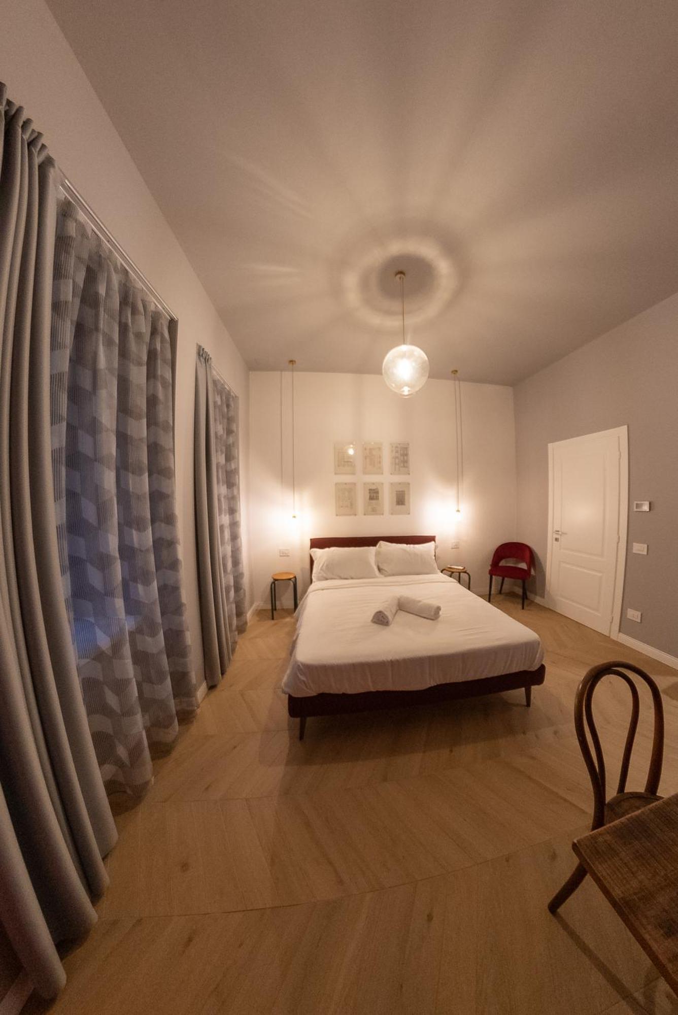 Sophia Boutique Suites Триест Экстерьер фото