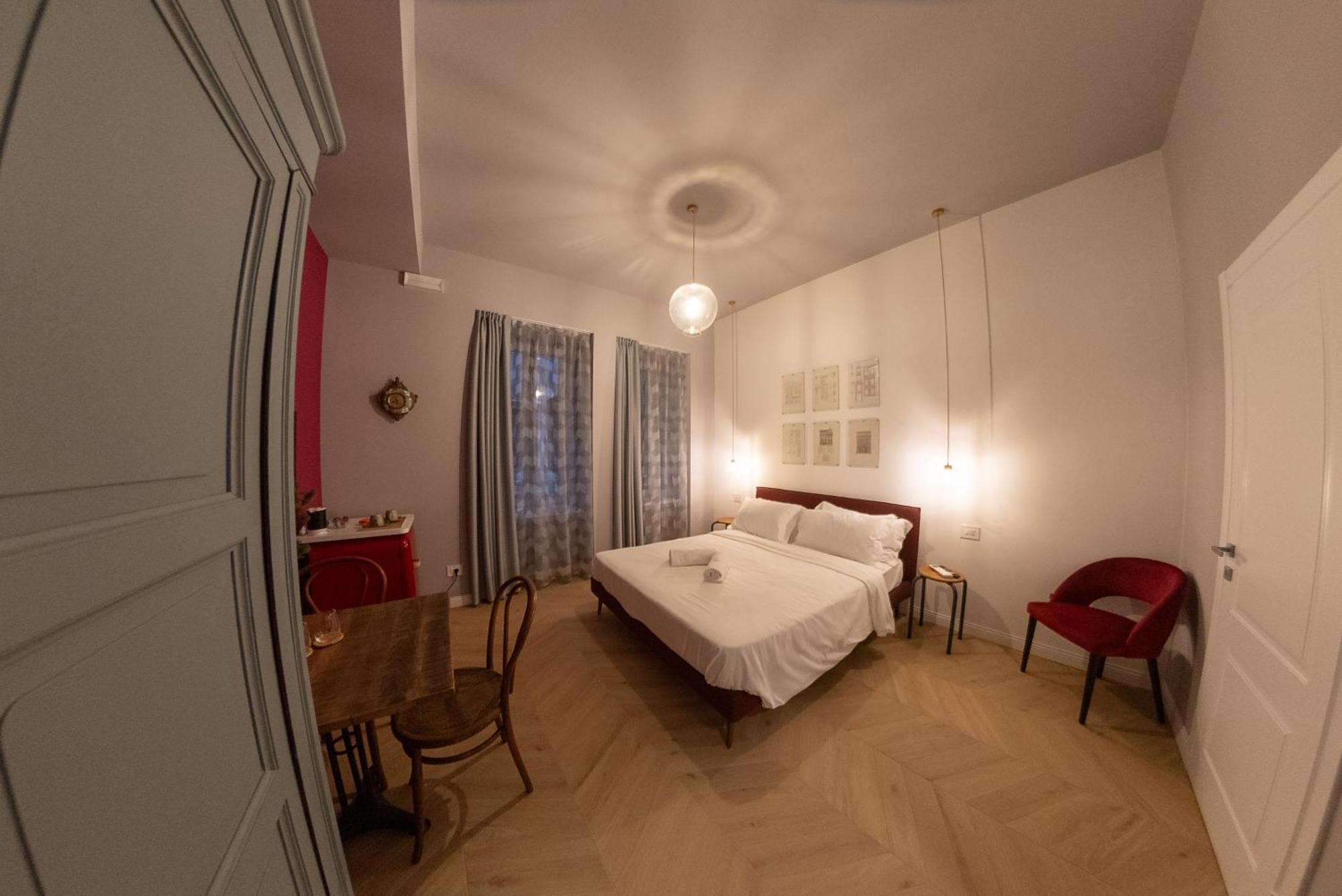 Sophia Boutique Suites Триест Экстерьер фото