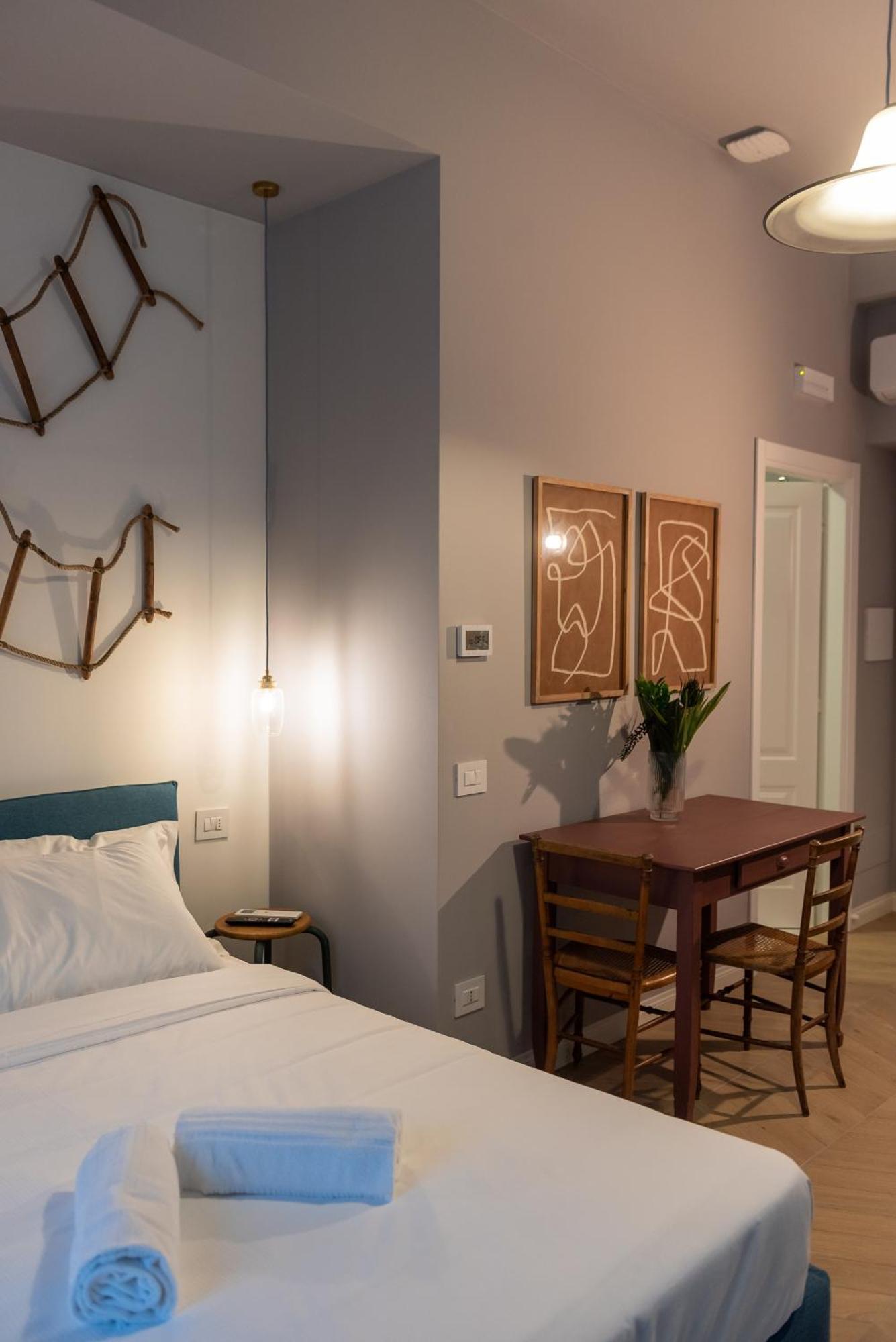 Sophia Boutique Suites Триест Экстерьер фото